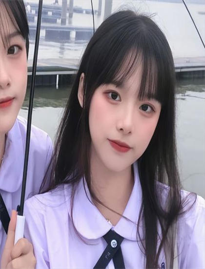 女神的新装完整剧情传统分析：角色关系与情感线索详细拆解